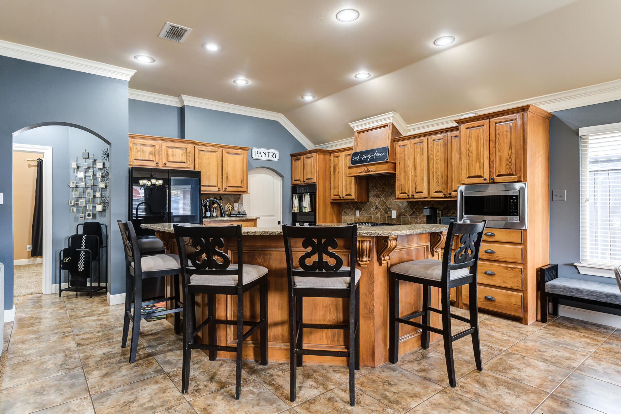 6309 76th Street Lubbock, TX 79424 - Photo 3 of 61 6309-76th-St_Lubbock-TX_16_Kitchen
