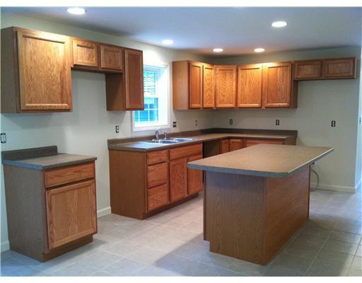 38 Bruschi Road Windham, ME 04062 - Photo 3 of 7 Kitchen.