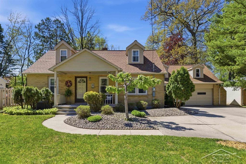 306 East Sugnet Road Midland, MI 48642 - Photo 1 of 38 Gallery Image 1