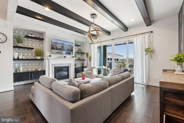 $5,300 | 20386 Roslindale Drive, Ashburn, VA 20147