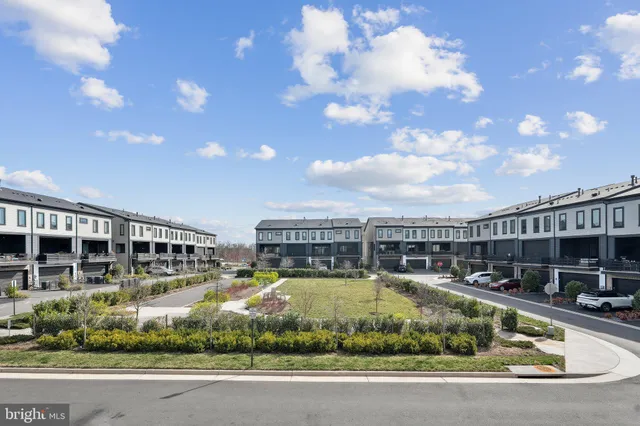 $5,300 | 20386 Roslindale Drive, Ashburn, VA 20147