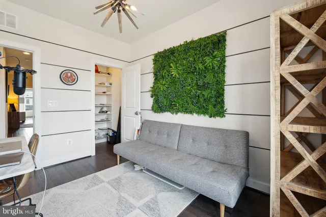 $5,300 | 20386 Roslindale Drive, Ashburn, VA 20147