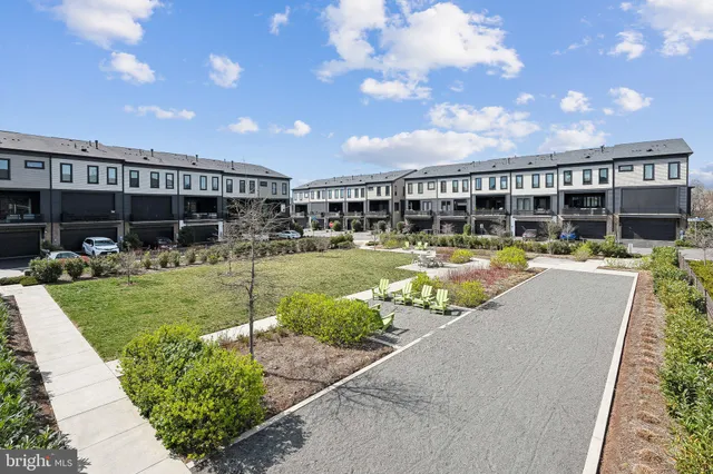 $5,300 | 20386 Roslindale Drive, Ashburn, VA 20147