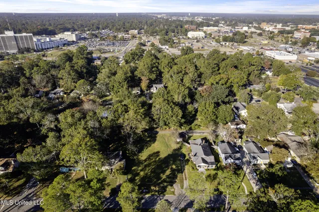 $49,900 | 219 South 23rd Avenue, Hattiesburg, MS 39401