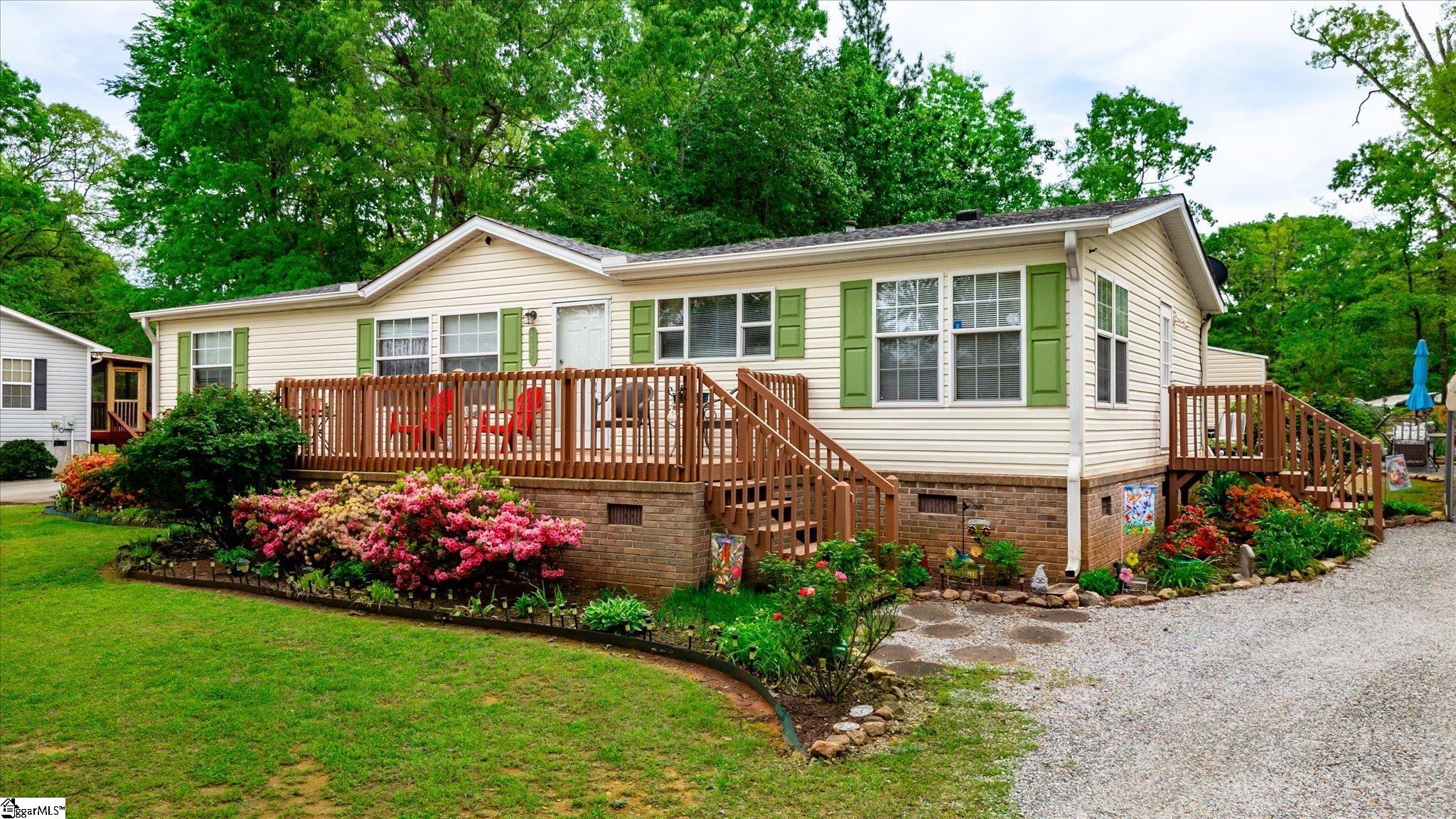 417 Gibson Road Anderson, SC 29625 - Photo 2 of 27 Gallery Image 2