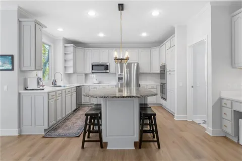 $699,000 | 3549 West 143rd Terrace, Leawood, KS 66224