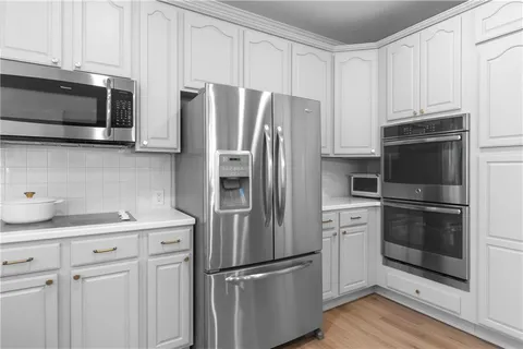 $699,000 | 3549 West 143rd Terrace, Leawood, KS 66224