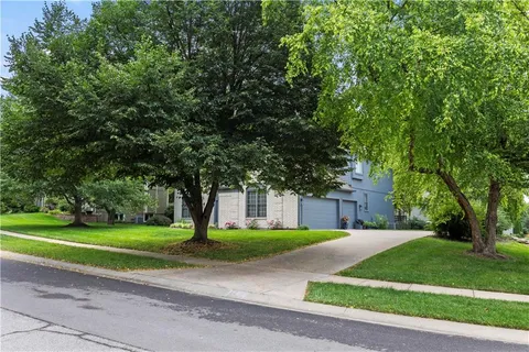 $699,000 | 3549 West 143rd Terrace, Leawood, KS 66224