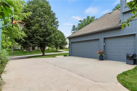 $699,000 | 3549 West 143rd Terrace, Leawood, KS 66224