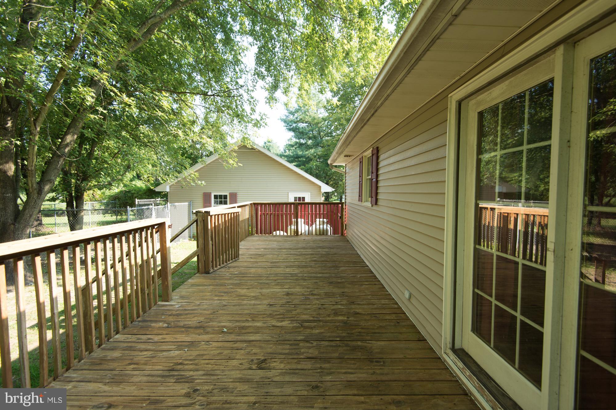 6824 Hunting Creek Road Hurlock, MD 21643 - Photo 6 of 28 Exterior (Rear)