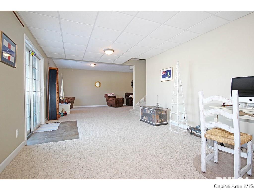 445 Elle Court Springfield, IL 62711 - Photo 31 of 36