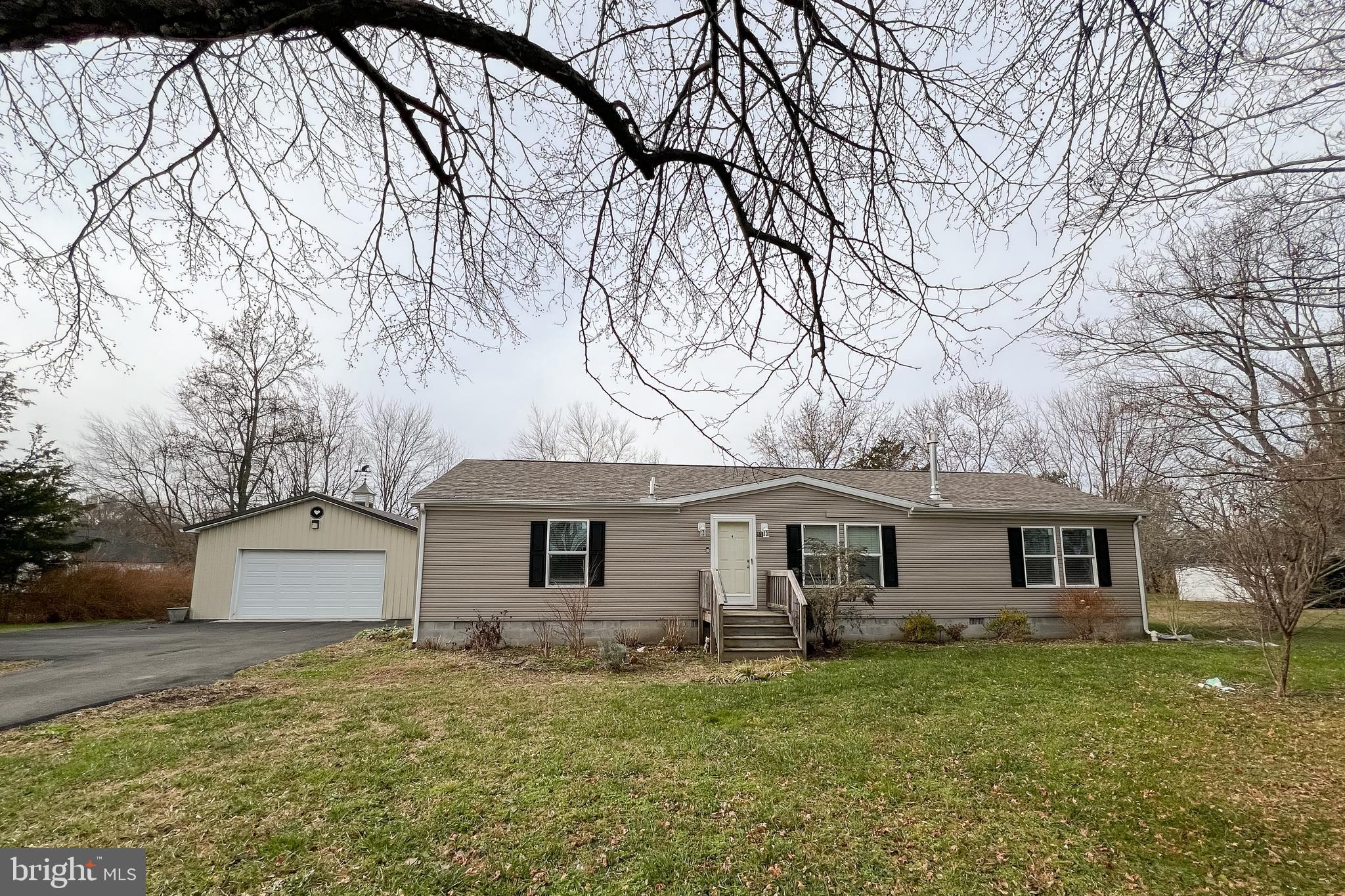 490 Walnut Street Felton, DE 19943 - Photo 2 of 37