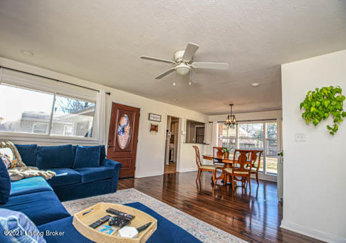 3108 Rosedale Boulevard Louisville, KY 40220 - Photo 2 of 24 DSC_8360
