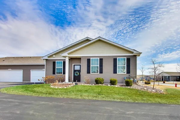$285,000 | 6322 Maple Glen Drive, Wonder Lake, IL 60097