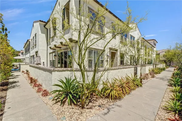 $999,900 | 1009 El Paseo, Lake Forest, CA 92610