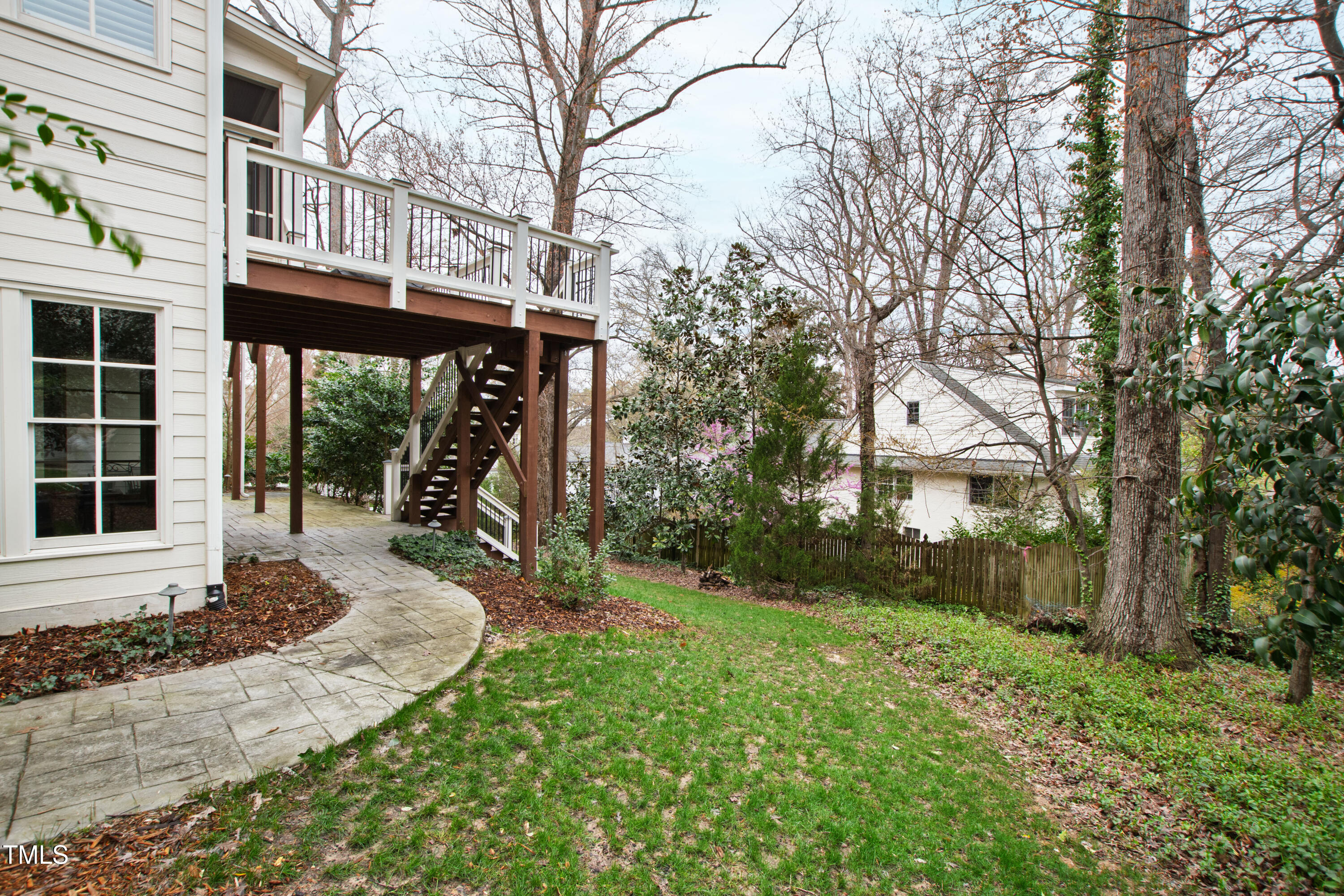 2635 Lakeview Drive Raleigh, NC 27608 - Photo 21 of 67 Lakeview (5)