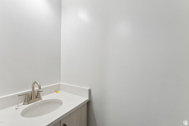 1619 North Angel Street West Layton, UT 84041 - Photo 13 of 32 Bathroom with vanity