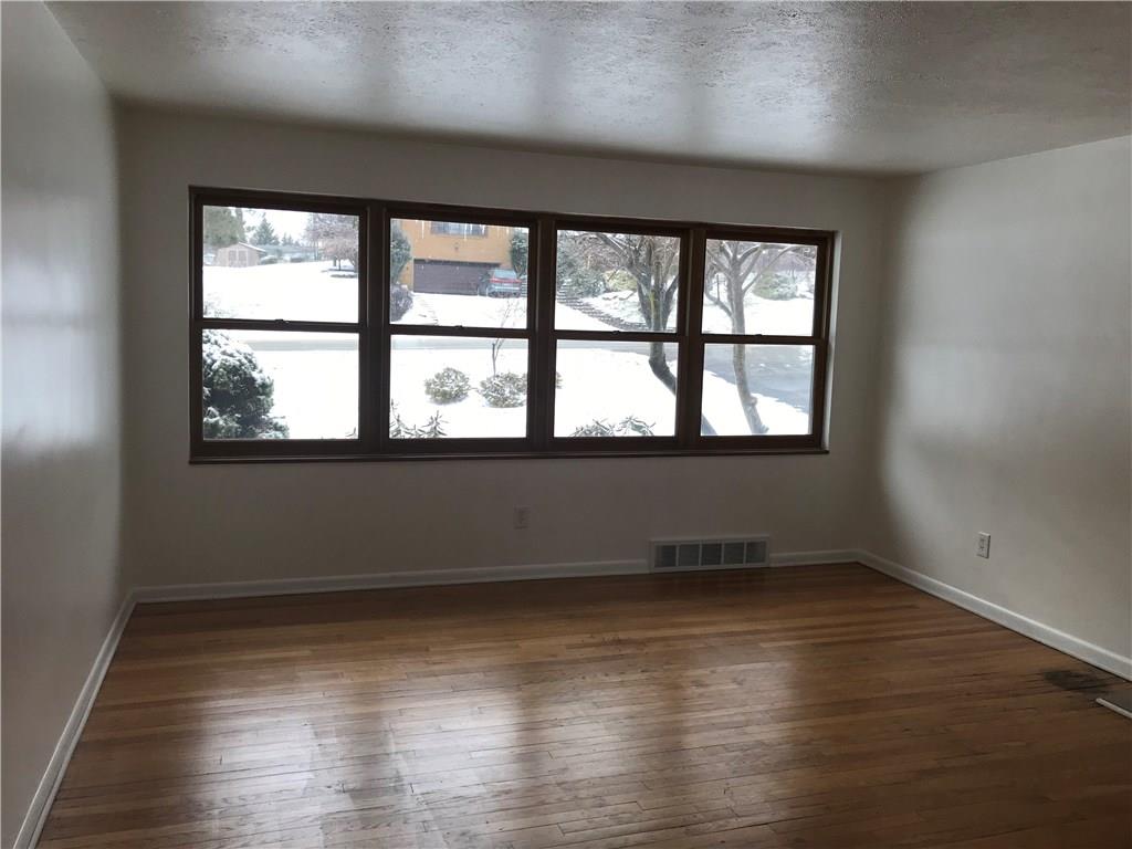 942 Bebout Road Venetia, PA 15367 - Photo 4 of 23 Gallery Image 4