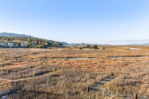 $1,095,000 | 616 Santana Road, Novato, CA 94945