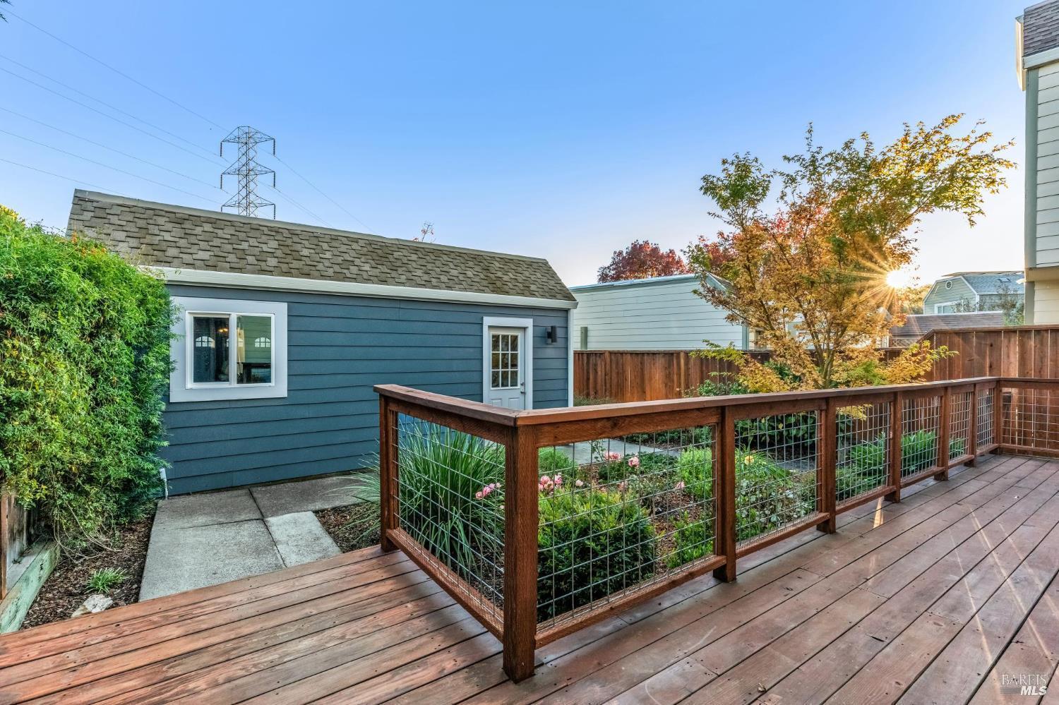 616 Santana Road Novato, CA 94945 - Photo 7 of 56