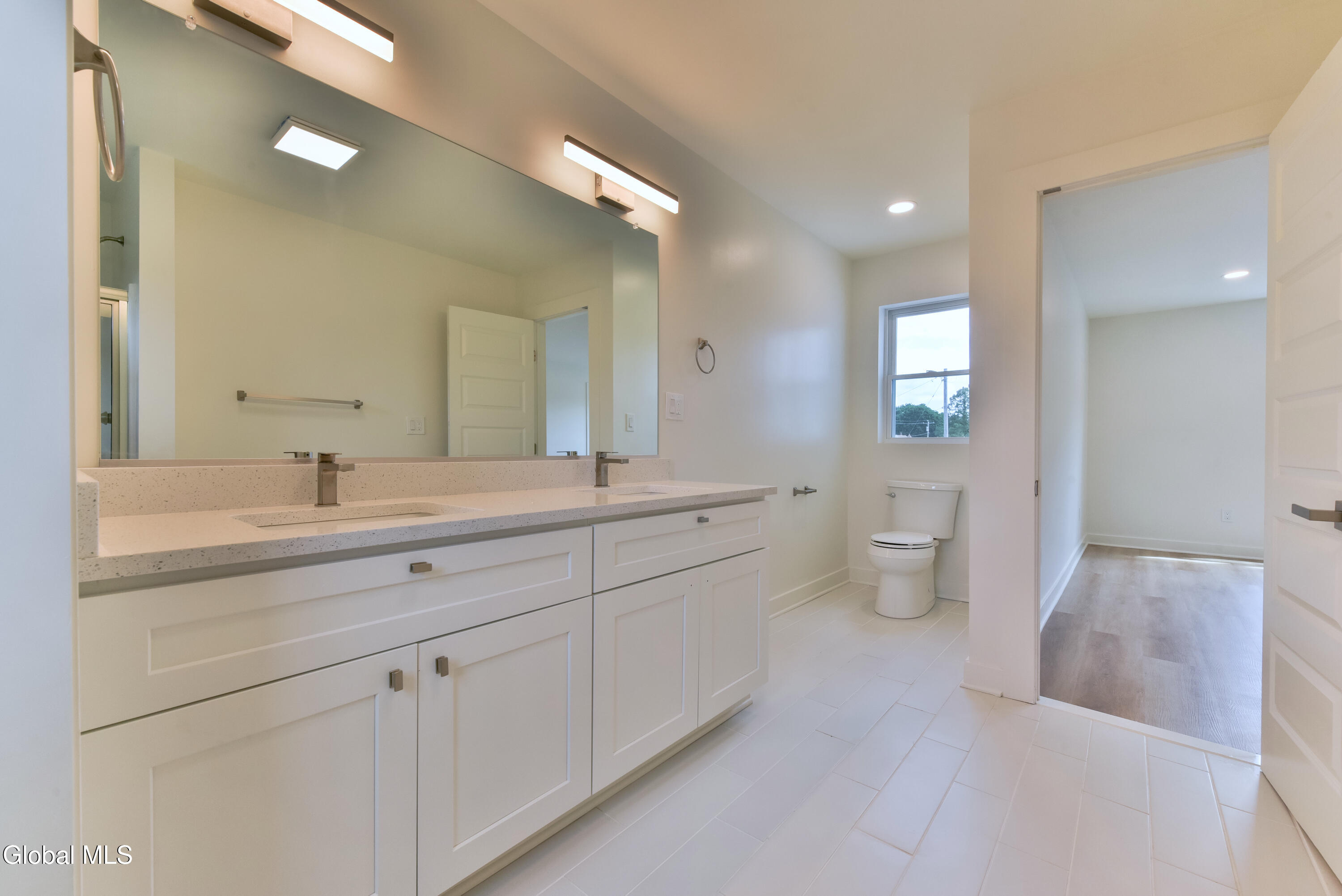 802 South Ravine Road Niskayuna, NY 12309 - Photo 43 of 60 41