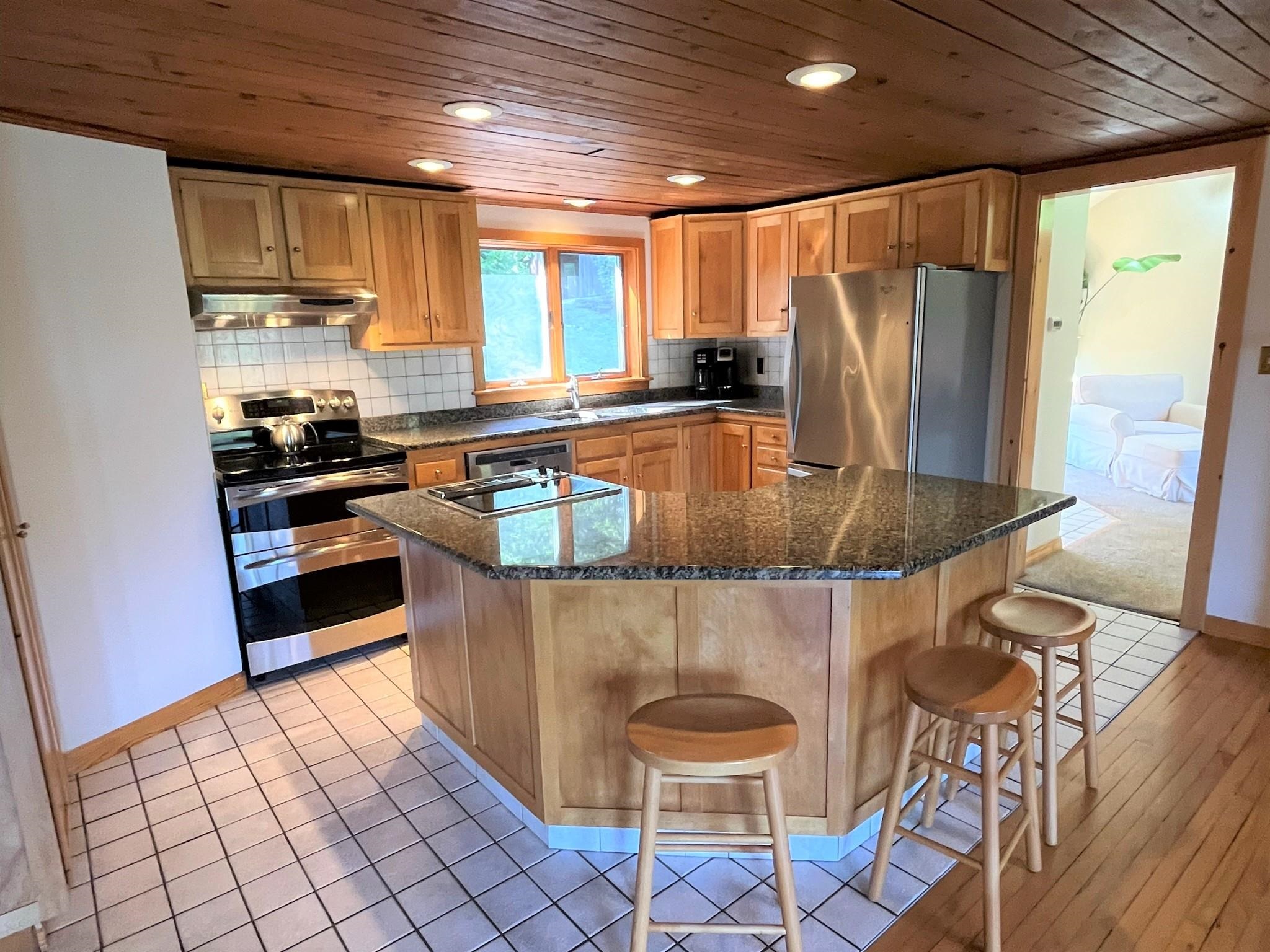 4473 Highway 114 Canaan, VT 05903 - Photo 8 of 40