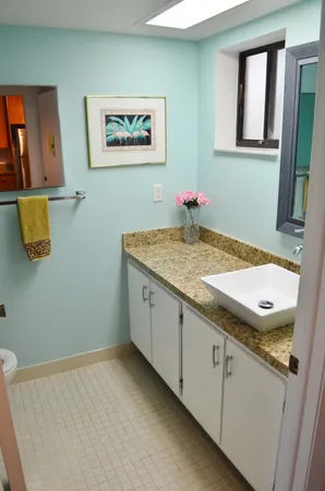 $139,000 | 5370 Las Verdes Circle, Unit 221, Delray Beach, FL 33484