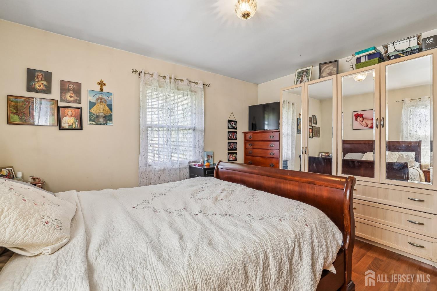 57 Gurley Road Edison, NJ 08817 - Photo 15 of 24 Gallery Image 15