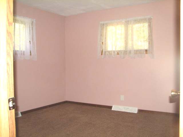 4751 Barbara Street Rhinelander, WI 54501 - Photo 5 of 10 Gallery Image 5