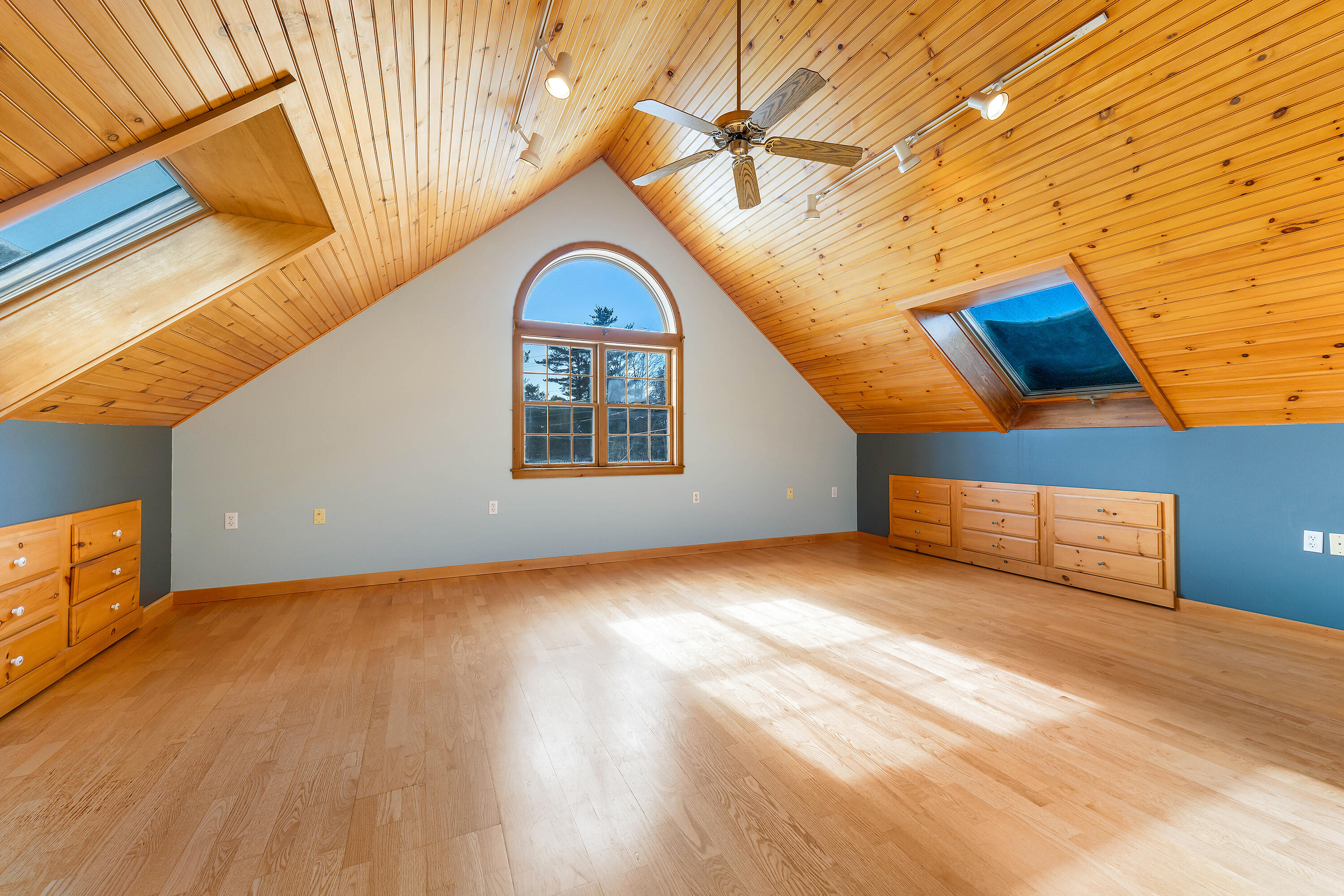 3 Langdon Road Wiscasset, ME 04578 - Photo 32 of 85 3 Langdon Rd0145