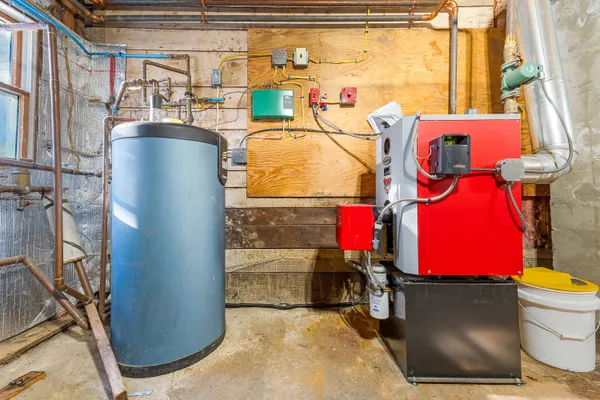 $475,000 | 3 Langdon Road, Wiscasset, ME 04578