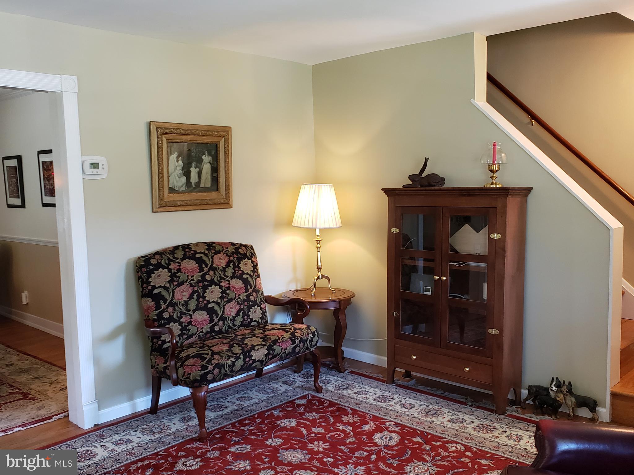 209 Cherrydell Road Baltimore, MD 21228 - Photo 10 of 54 Living Room