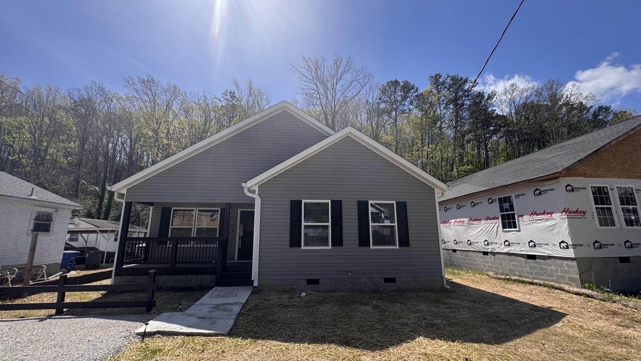 918 Shallowford Road Chattanooga, TN 37411 - Photo 2 of 31 918 Shallowford Rd Front