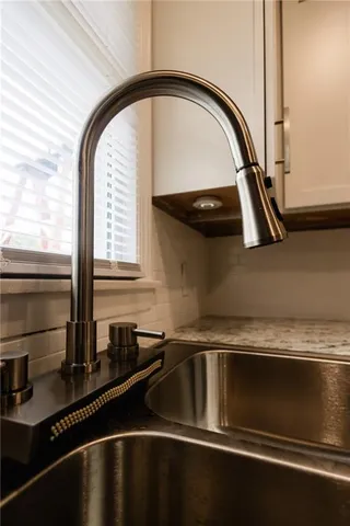 $229,900 | 2911 Faraon Street, St. Joseph, MO 64501