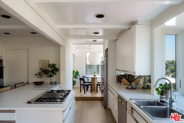 $2,195,000 | 1921 Lucile Avenue, Los Angeles, CA 90039