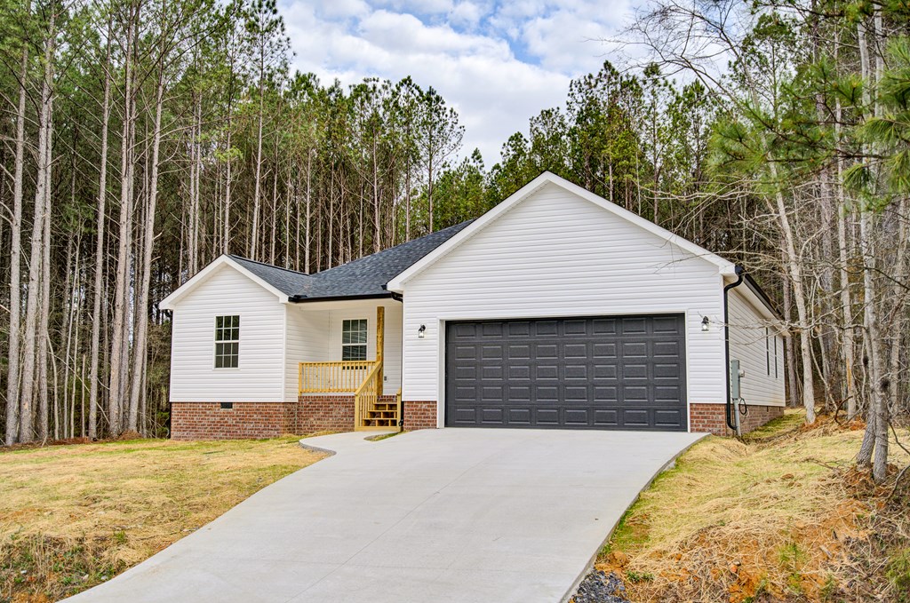 211 Bell Loop Chatsworth, GA 30705 - Photo 4 of 43 Gallery Image 4