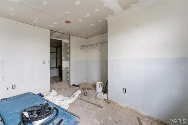 $255,000 | 937 Rowe Lane, O'Fallon, IL 62269