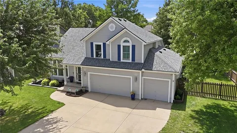 $450,000 | 5900 Meadowsweet Lane, Shawnee, KS 66226