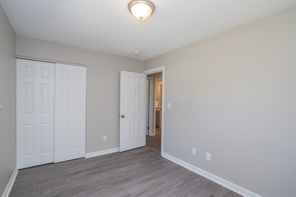 103 Shady Brook Lane Springfield, MA 01118 - Photo 14 of 38 Gallery Image 14