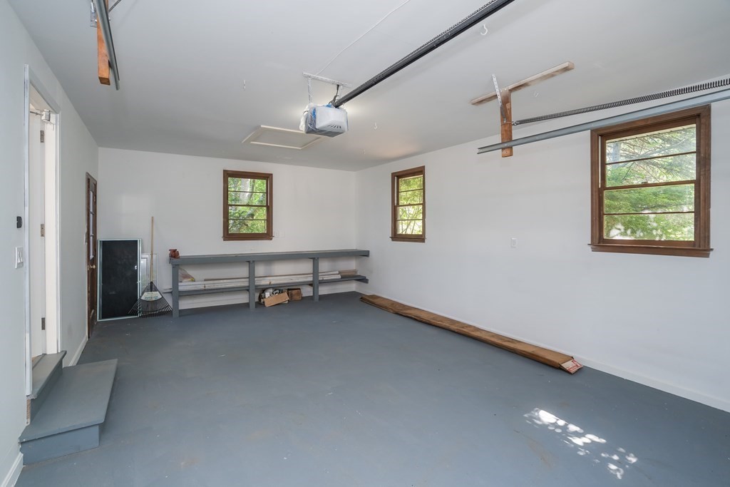 103 Shady Brook Lane Springfield, MA 01118 - Photo 25 of 38 Gallery Image 25