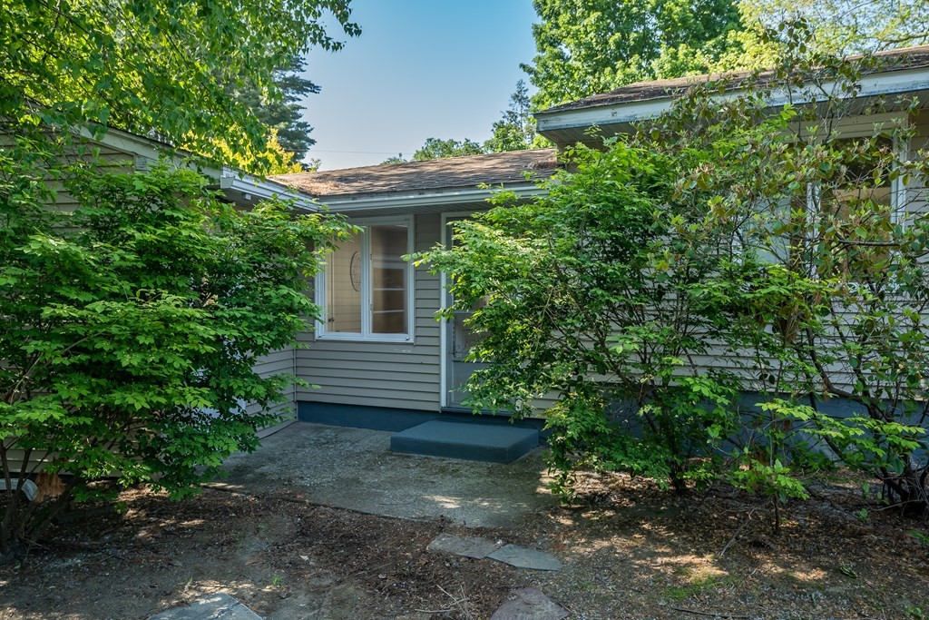 103 Shady Brook Lane Springfield, MA 01118 - Photo 38 of 38 Gallery Image 38