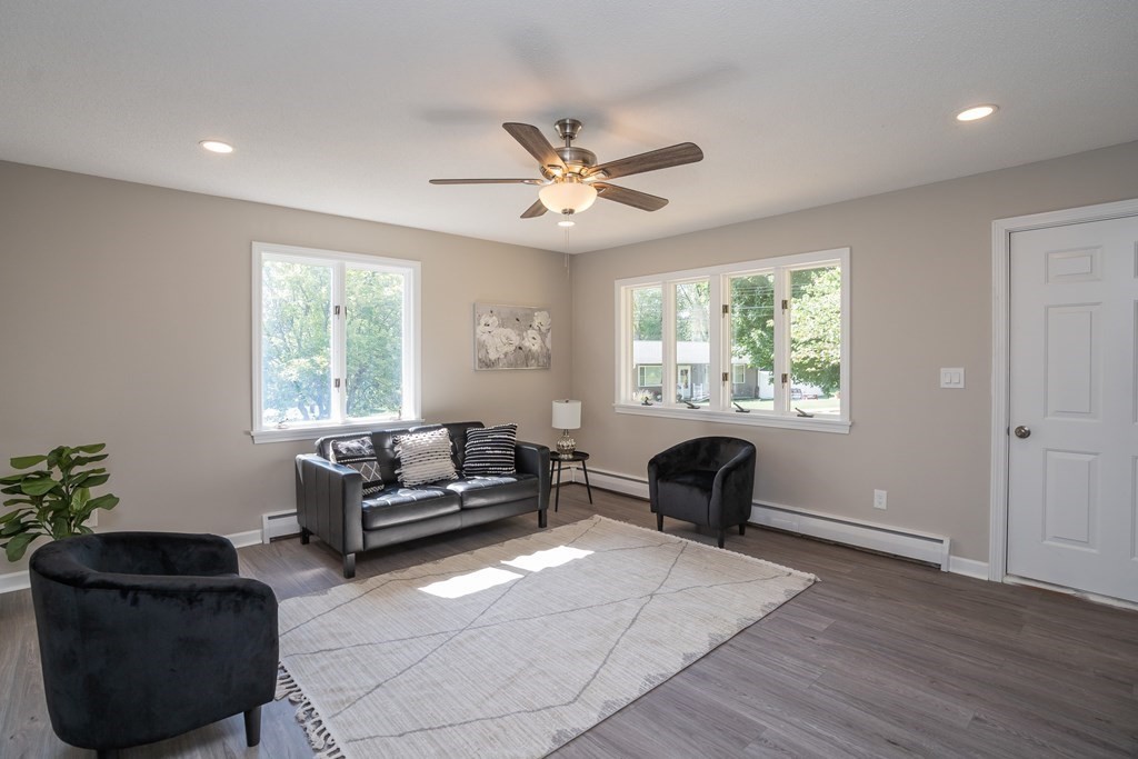 103 Shady Brook Lane Springfield, MA 01118 - Photo 7 of 38 Gallery Image 7