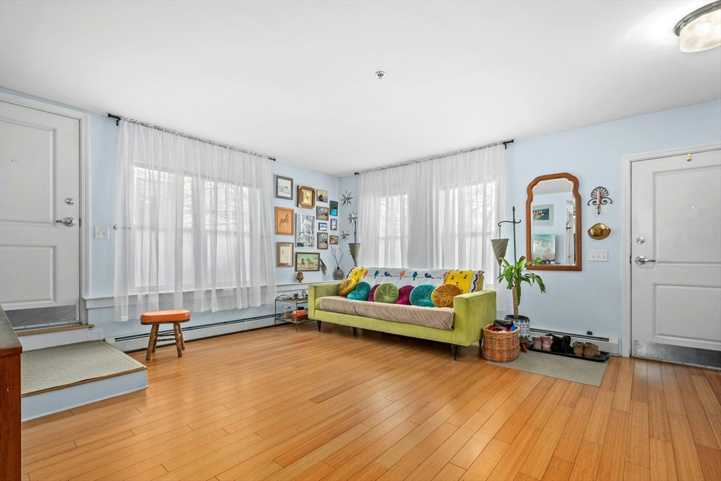 23 Creighton Street, Unit 2 Boston, MA 02130 - Photo 3 of 11