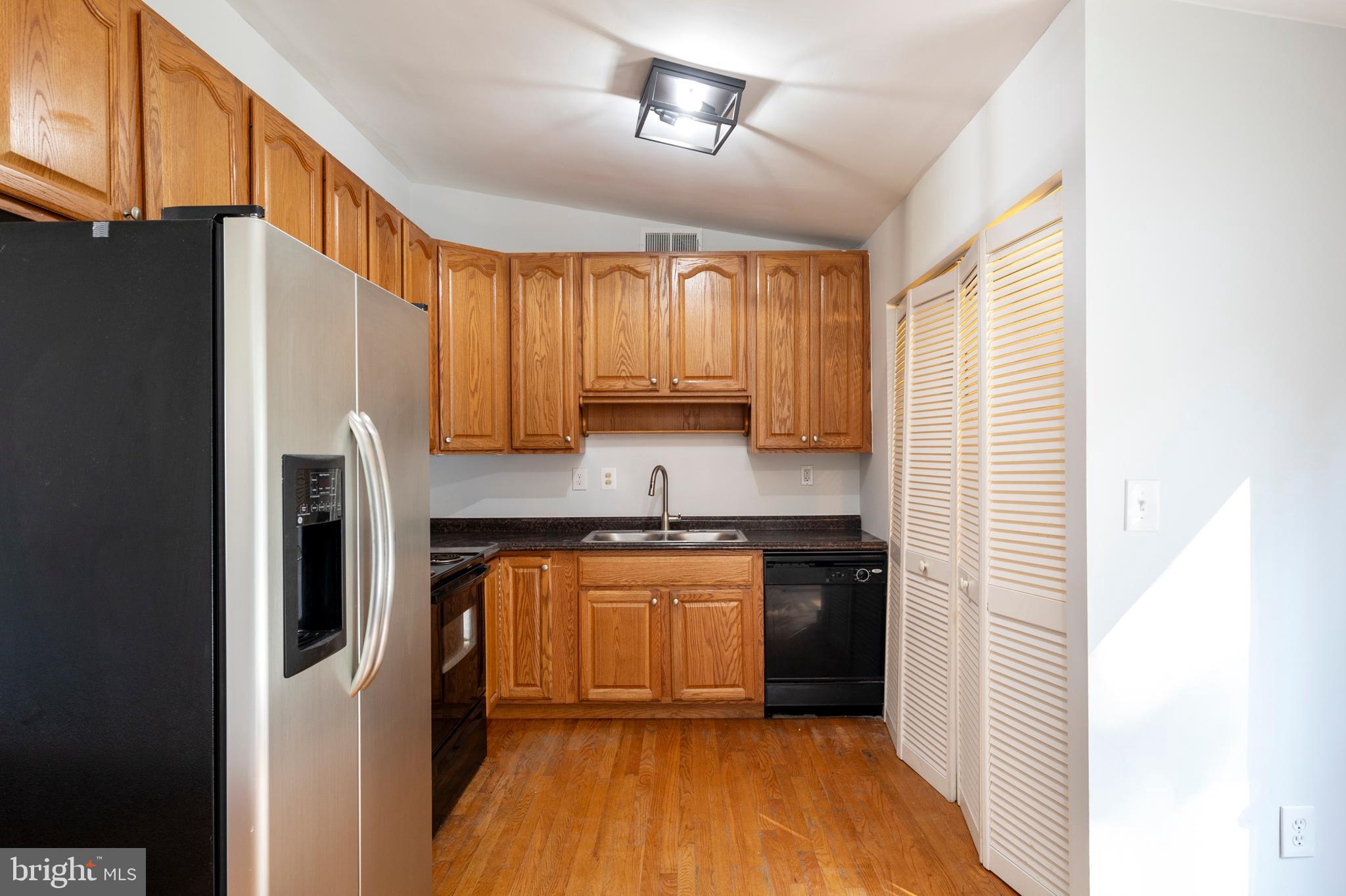 4521 Cub Run Road Chantilly, VA 20151 - Photo 11 of 43 KITCHEN 1