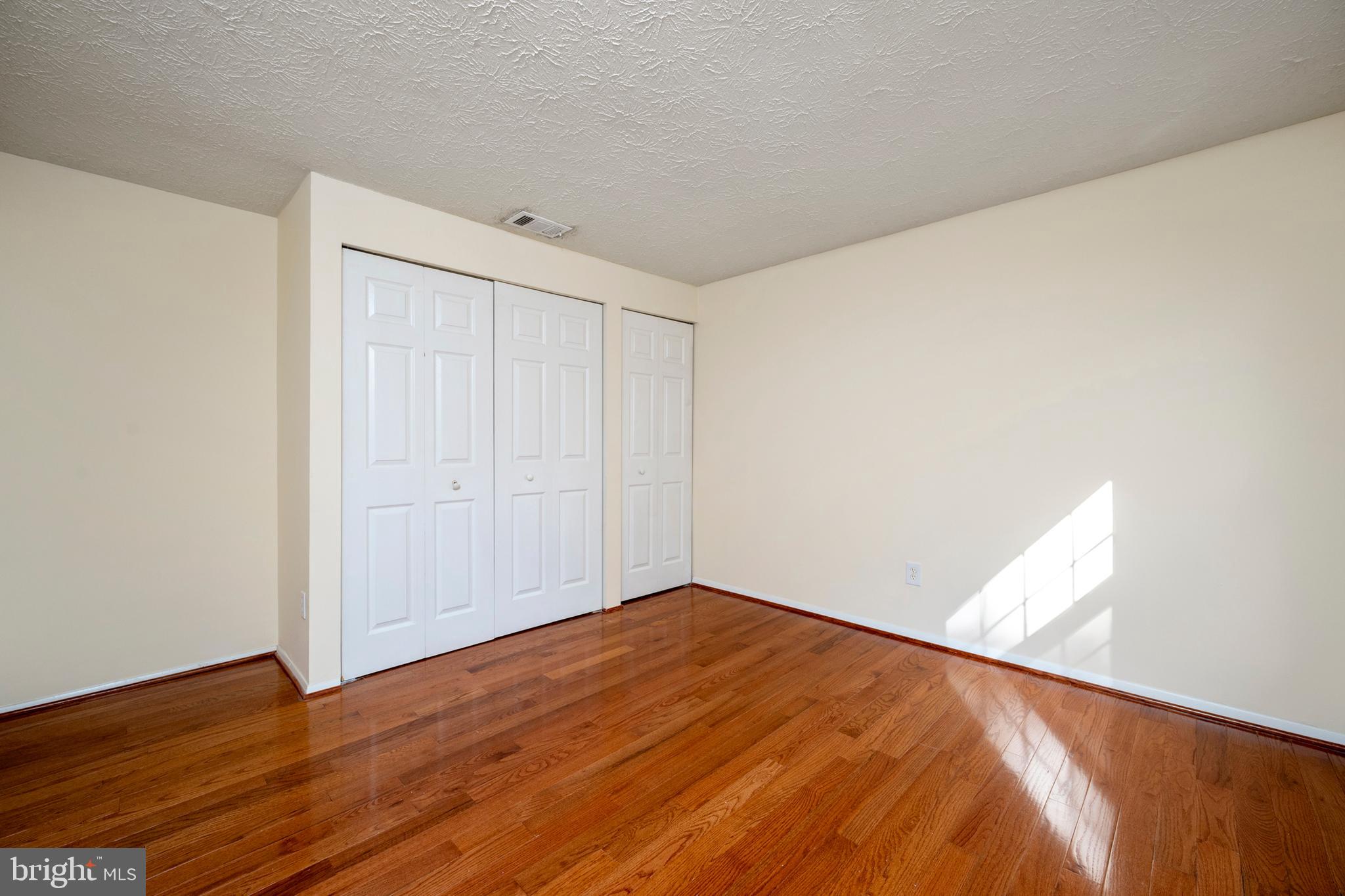 4521 Cub Run Road Chantilly, VA 20151 - Photo 17 of 43 PRIMARY BEDROOM (B)