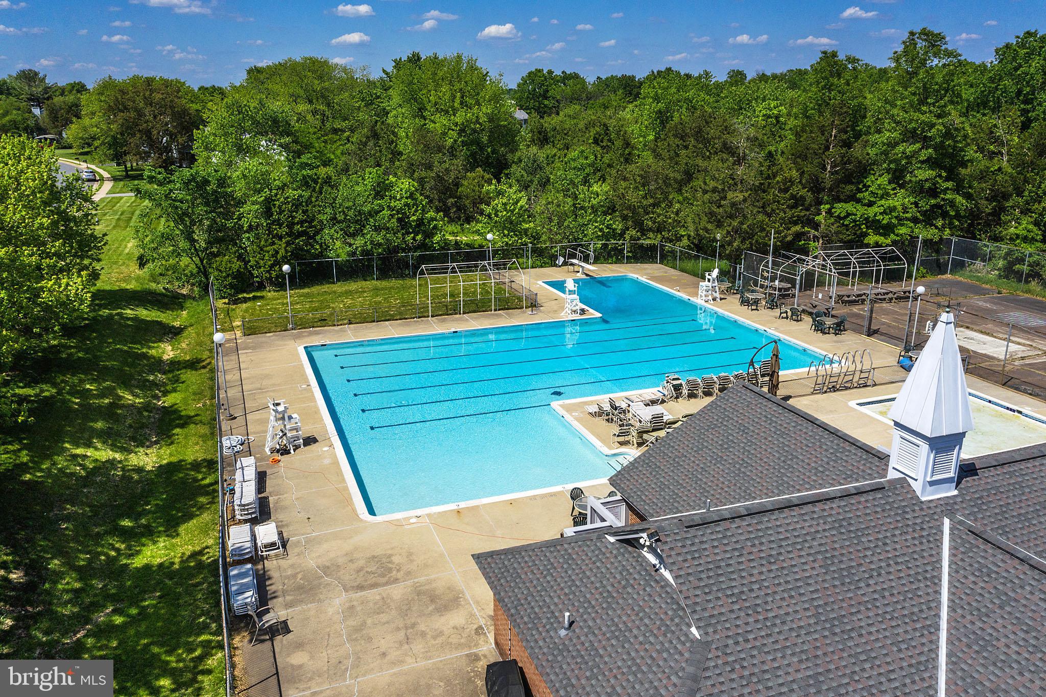4521 Cub Run Road Chantilly, VA 20151 - Photo 38 of 43 PLEASANT VALLEY COMMUNITY POOL