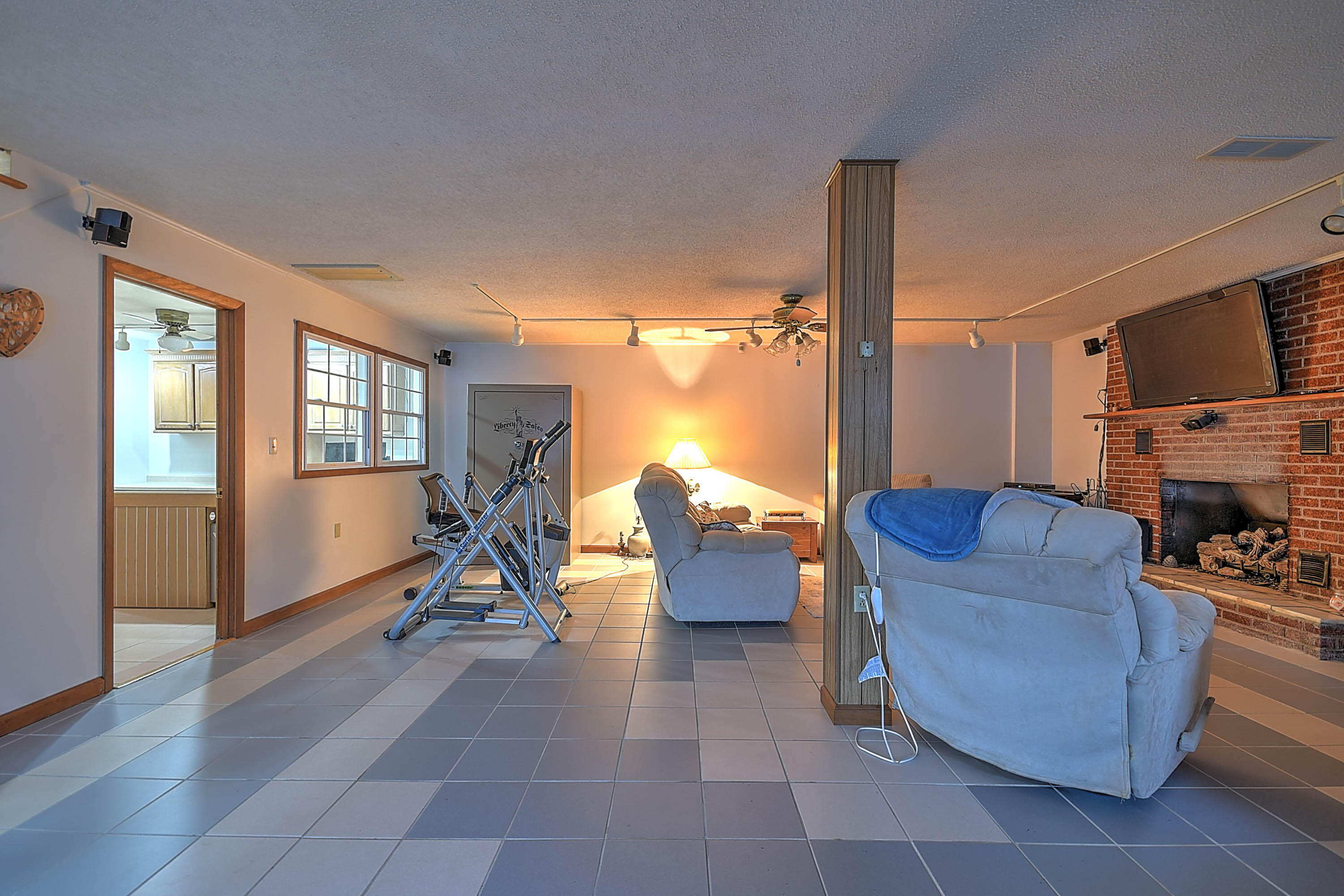 260 Fain Road Blountville, TN 37617 - Photo 26 of 38 Fain-31