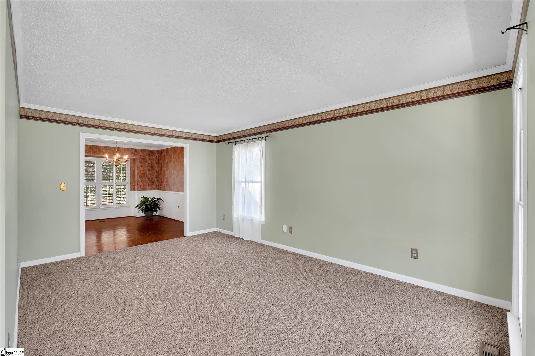 104 St Andrews Way Greenville, SC 29607 - Photo 5 of 40 Gallery Image 5