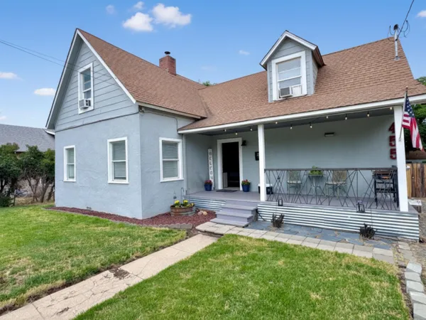 $265,000 | 455 North Roop Street, Susanville, CA 96130