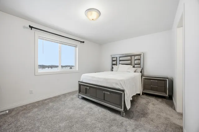 $585,000 | 4766 34th Street South, Fargo, ND 58104